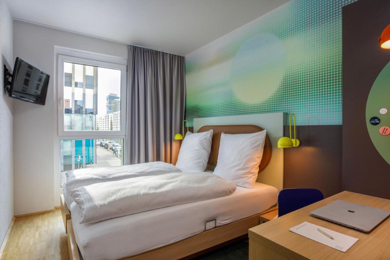 Lyvinn Hotel Frankfurt Frankfurt am Main Bagian luar foto