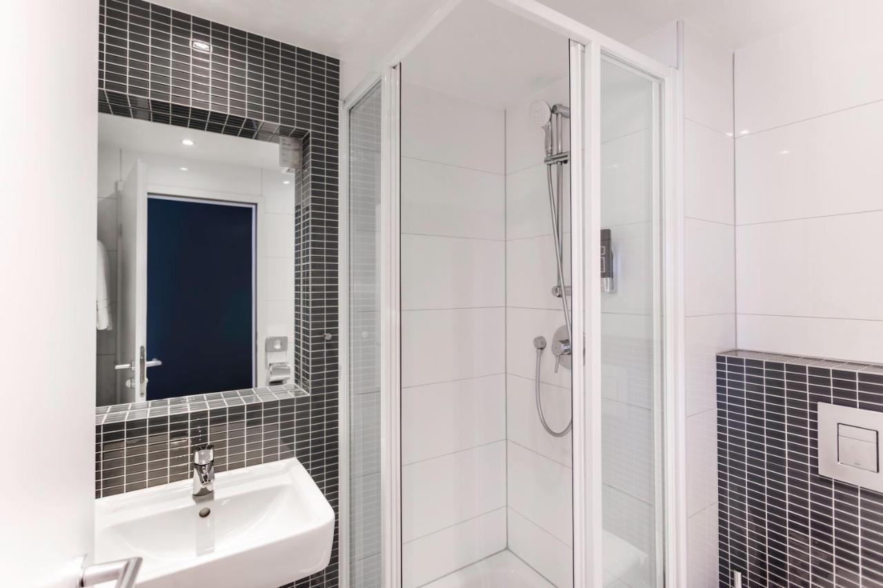 Lyvinn Hotel Frankfurt Frankfurt am Main Bagian luar foto